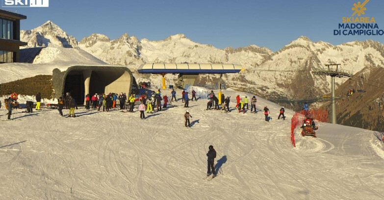 Webcam Pinzolo - Pinzolo - Madonna di Campiglio e Folgarida/Marilleva 
