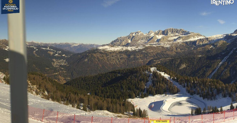 Webcam Pinzolo - Rifugio Doss del Sabion - 2100m