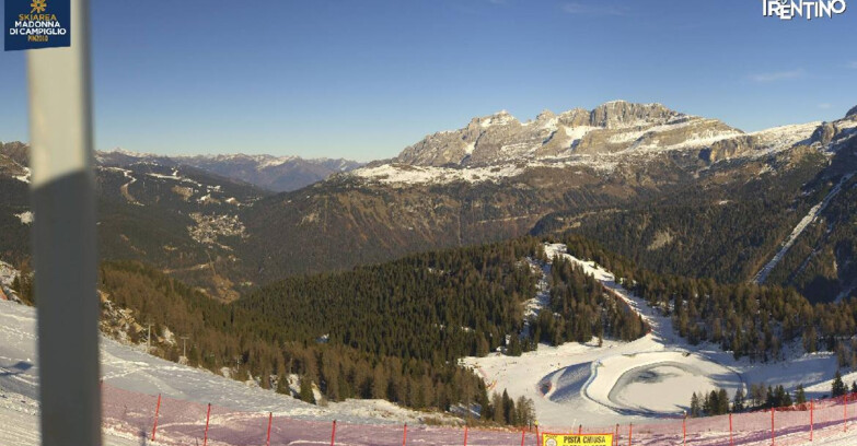 Webcam Pinzolo - Rifugio Doss del Sabion - 2100m