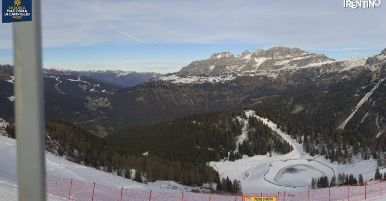 Webcam Pinzolo - Rifugio Doss del Sabion - 2100m