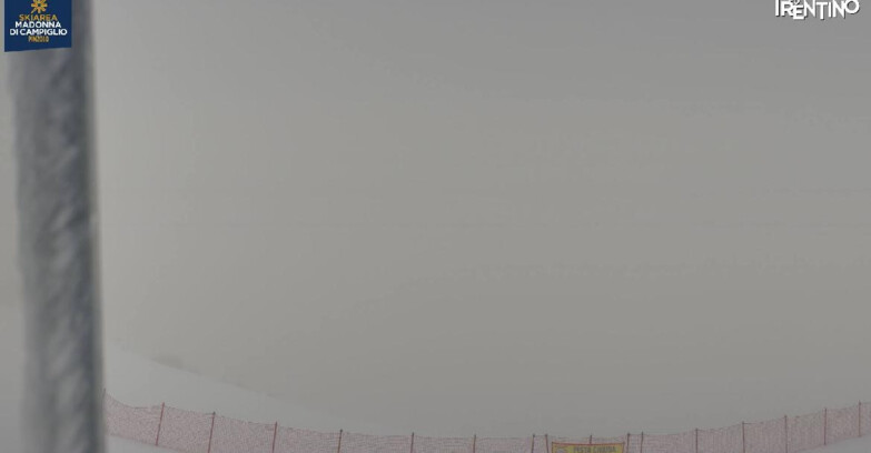 Webcam Pinzolo - Rifugio Doss del Sabion - 2100m