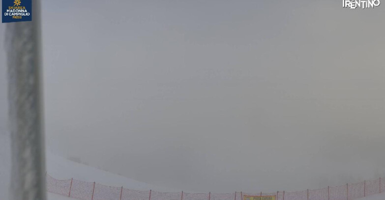 Webcam Pinzolo - Rifugio Doss del Sabion - 2100m