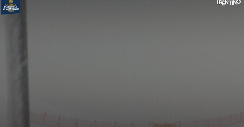 Webcam Pinzolo - Rifugio Doss del Sabion - 2100m