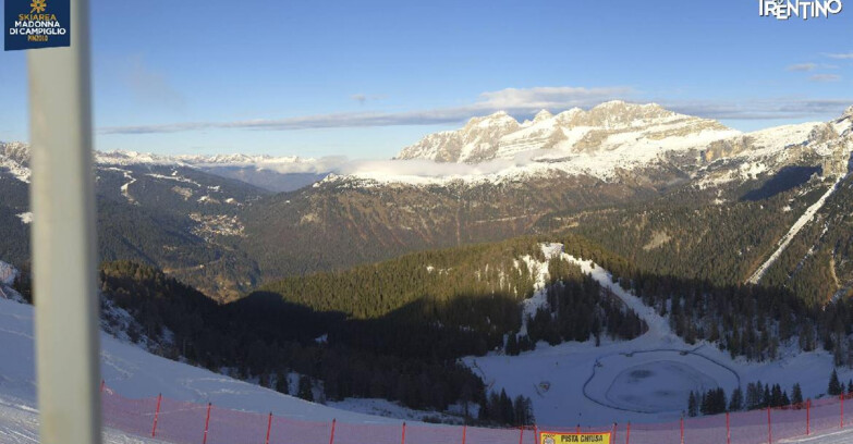 Webcam Pinzolo - Rifugio Doss del Sabion - 2100m
