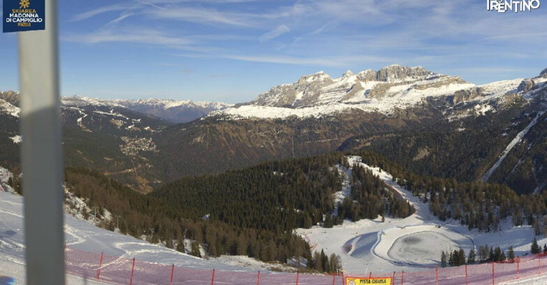Webcam Pinzolo - Rifugio Doss del Sabion - 2100m