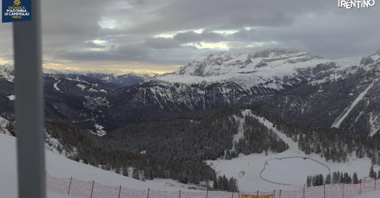 Webcam Пинцоло - Rifugio Doss del Sabion - 2100m