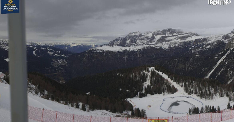 Webcam Pinzolo - Rifugio Doss del Sabion - 2100m