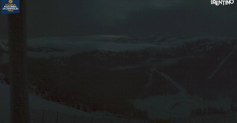 Webcam Pinzolo - Rifugio Doss del Sabion - 2100m