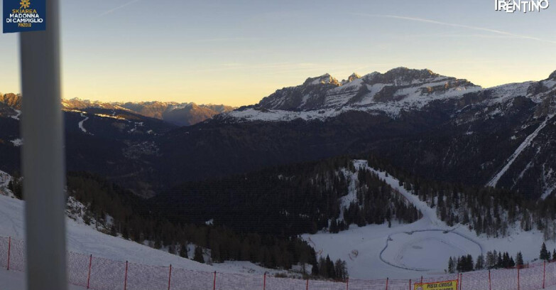 Webcam Пинцоло - Rifugio Doss del Sabion - 2100m