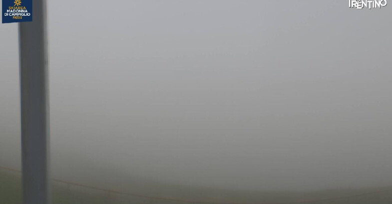 Webcam Pinzolo - Rifugio Doss del Sabion - 2100m