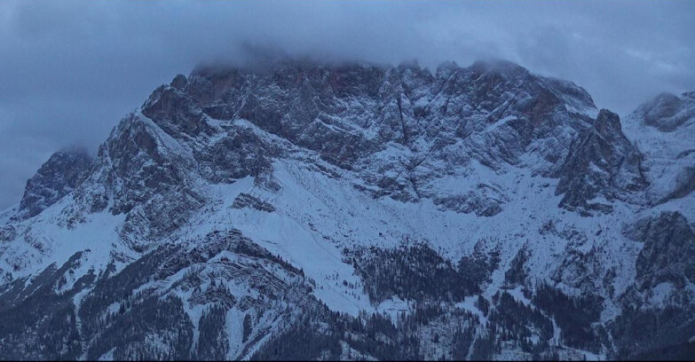 Webcam Сан-Мартино-ди-Кастроцца - Пассо-Ролле - Pale di San Martino