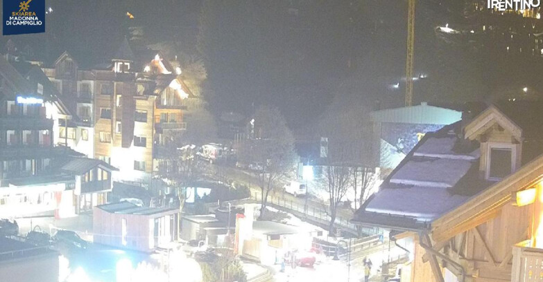 Webcam Madonna di Campiglio (Skiarea Campiglio Dolomiti di Brenta - Val di Sole Val Rendena) - Madonna di Campiglio