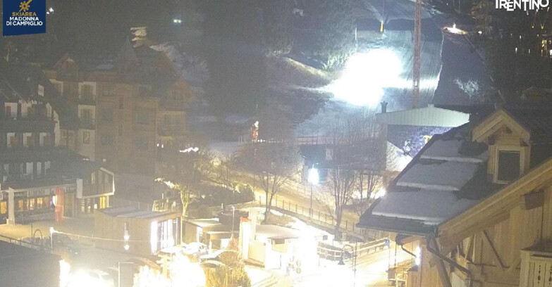 Webcam Madonna di Campiglio (Skiarea Campiglio Dolomiti di Brenta - Val di Sole Val Rendena) - Madonna di Campiglio