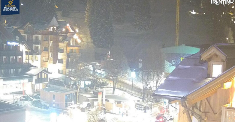 Webcam Madonna di Campiglio (Skiarea Campiglio Dolomiti di Brenta - Val di Sole Val Rendena) - Madonna di Campiglio