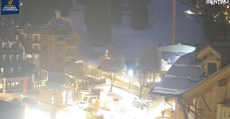 Webcam Madonna di Campiglio (Skiarea Campiglio Dolomiti di Brenta - Val di Sole Val Rendena) - Madonna di Campiglio
