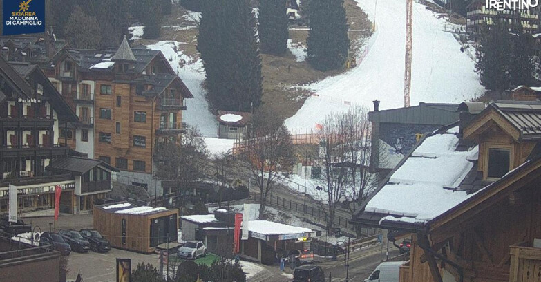 Webcam Madonna di Campiglio (Skiarea Campiglio Dolomiti di Brenta - Val di Sole Val Rendena) - Madonna di Campiglio