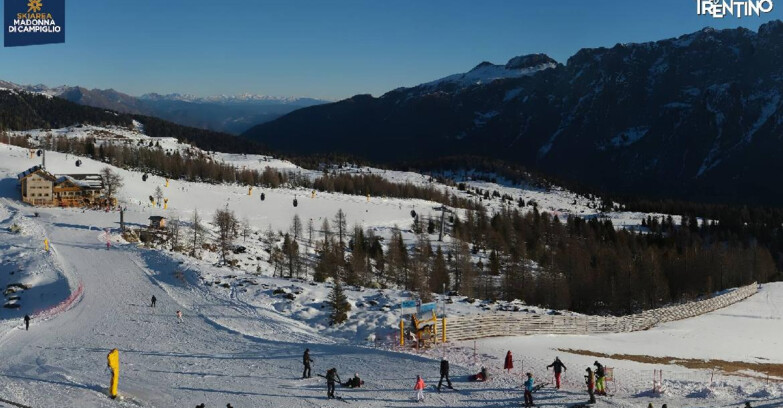 Webcam Madonna di Campiglio - Campiglio Rifugio Viviani 