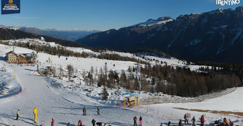 Webcam Madonna di Campiglio - Campiglio Rifugio Viviani 