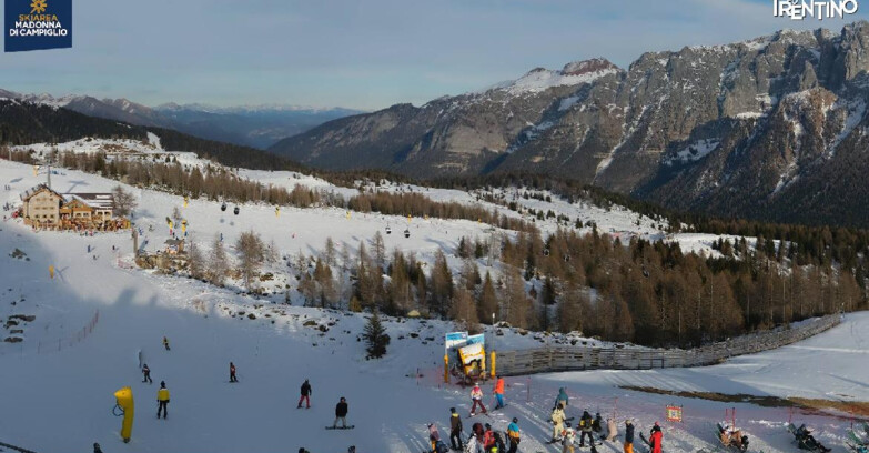 Webcam Madonna di Campiglio - Campiglio Rifugio Viviani 