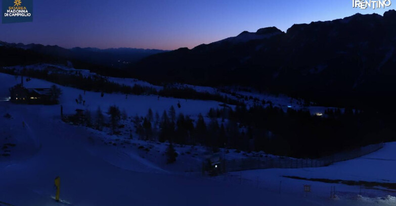 Webcam Madonna di Campiglio - Campiglio Rifugio Viviani 