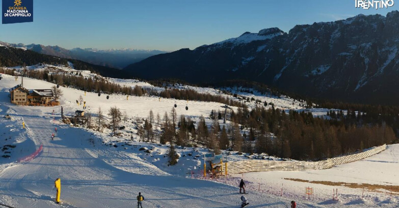 Webcam Madonna di Campiglio - Campiglio Rifugio Viviani 