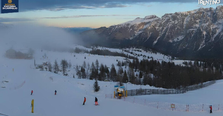 Webcam Madonna di Campiglio - Campiglio Rifugio Viviani 