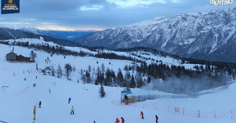 Webcam Madonna di Campiglio - Rifugio Viviani