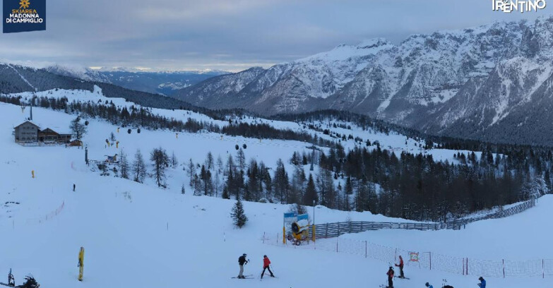 Webcam Мадонна-ди-Кампильо  - Rifugio Viviani