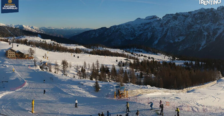 Webcam Madonna di Campiglio - Rifugio Viviani