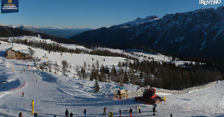 Webcam Madonna di Campiglio - Campiglio Rifugio Viviani 