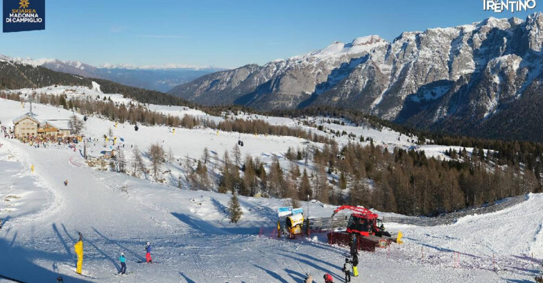 Webcam Madonna di Campiglio - Campiglio Rifugio Viviani 