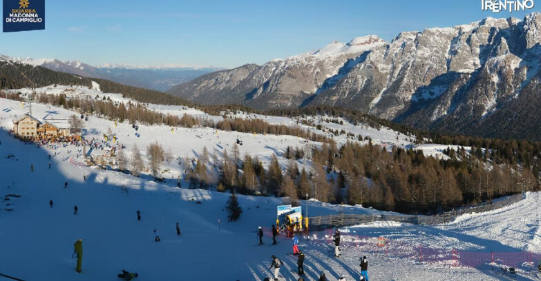 Webcam Madonna di Campiglio - Campiglio Rifugio Viviani 