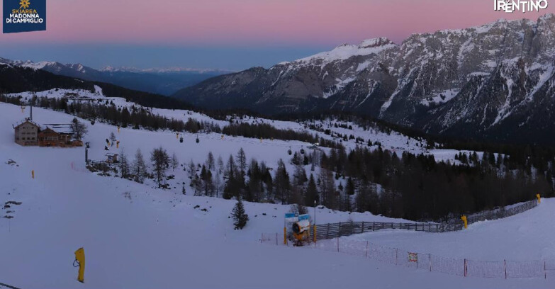 Webcam Madonna di Campiglio - Rifugio Viviani