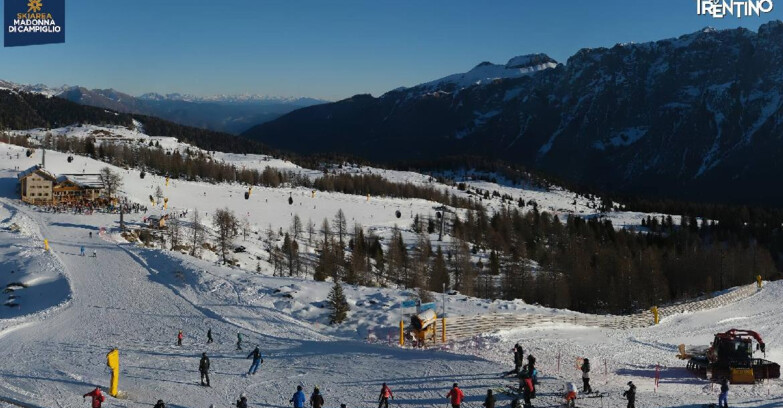 Webcam Мадонна-ди-Кампильо  - Rifugio Viviani