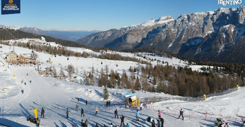 Webcam Мадонна-ди-Кампильо  - Rifugio Viviani