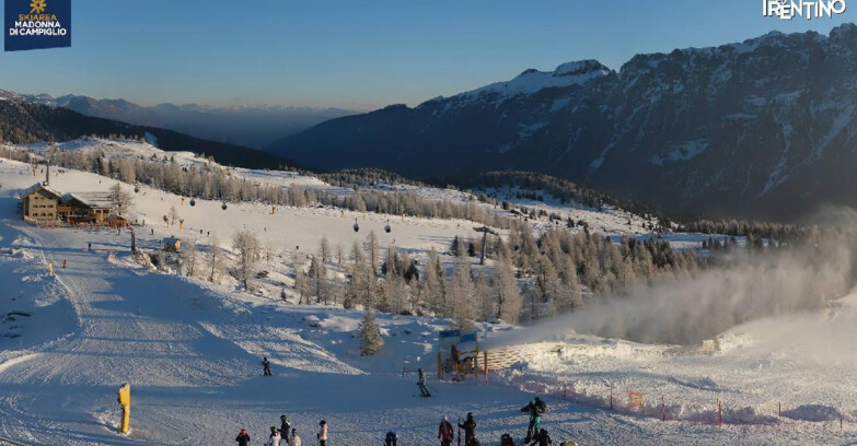 Webcam Madonna di Campiglio - Rifugio Viviani