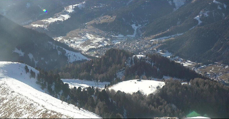 Webcam Pozza di Fassa-Aloch-Buffaure  - Sasso Lungo e Sasso Piatto visti da Buffaure