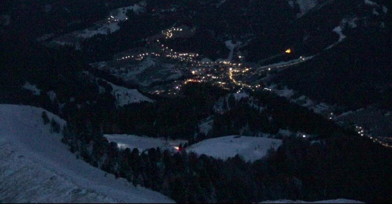 Webcam Pozza di Fassa-Aloch-Buffaure  - Sasso Lungo e Sasso Piatto visti da Buffaure