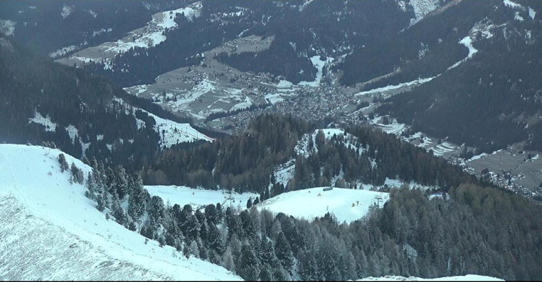 Webcam Pozza di Fassa-Aloch-Buffaure  - Sasso Lungo e Sasso Piatto visti da Buffaure
