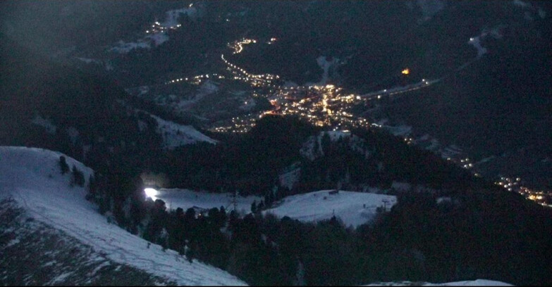 Webcam Pozza di Fassa-Aloch-Buffaure  - Sasso Lungo e Sasso Piatto visti da Buffaure
