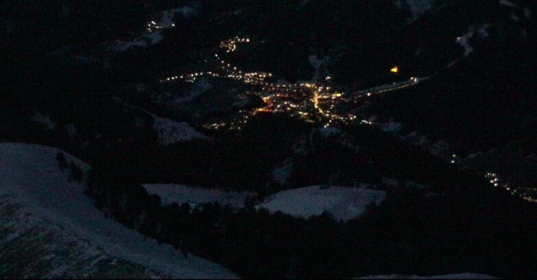 Webcam Pozza di Fassa-Aloch-Buffaure  - Sasso Lungo und Sasso Piatto