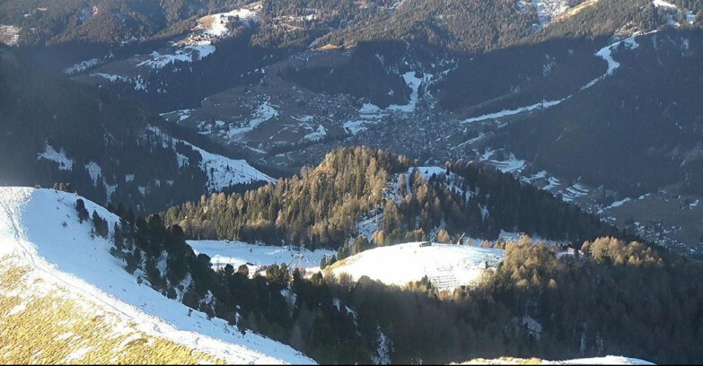 Webcam Pozza di Fassa-Aloch-Buffaure - Sasso Lungo e Sasso Piatto visti da Buffaure
