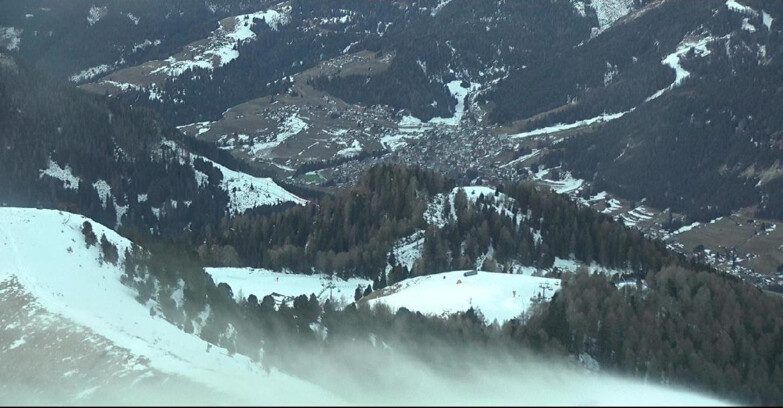 Webcam Pozza di Fassa-Aloch-Buffaure - Sasso Lungo e Sasso Piatto visti da Buffaure
