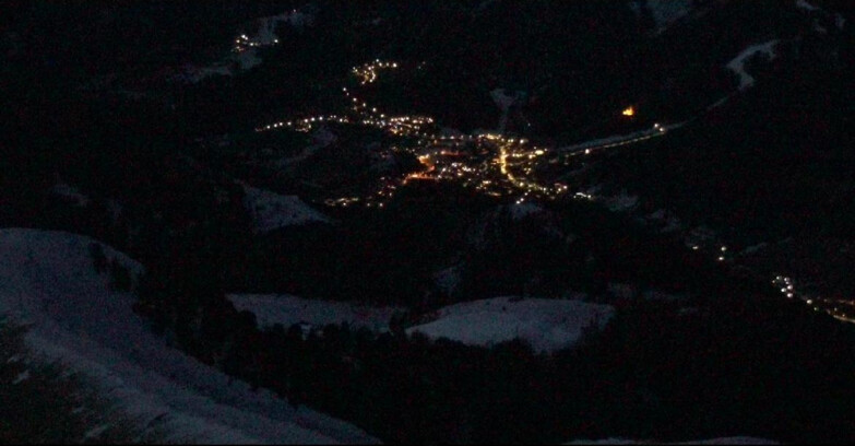 Webcam Pozza di Fassa-Aloch-Buffaure - Sasso Lungo e Sasso Piatto visti da Buffaure