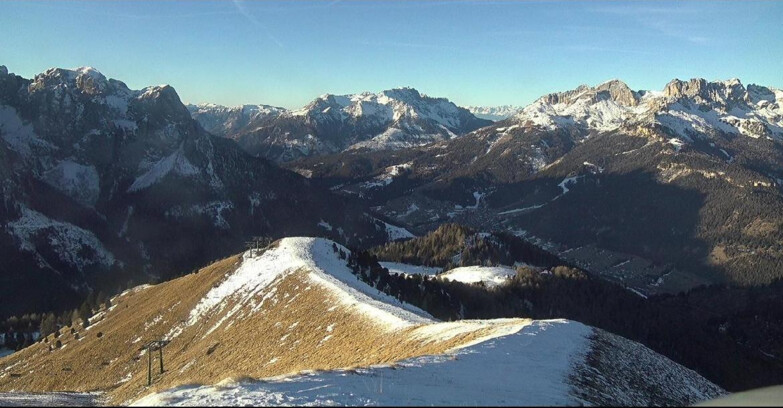 Webcam Pozza di Fassa-Aloch-Buffaure - Sasso Lungo e Sasso Piatto visti da Buffaure