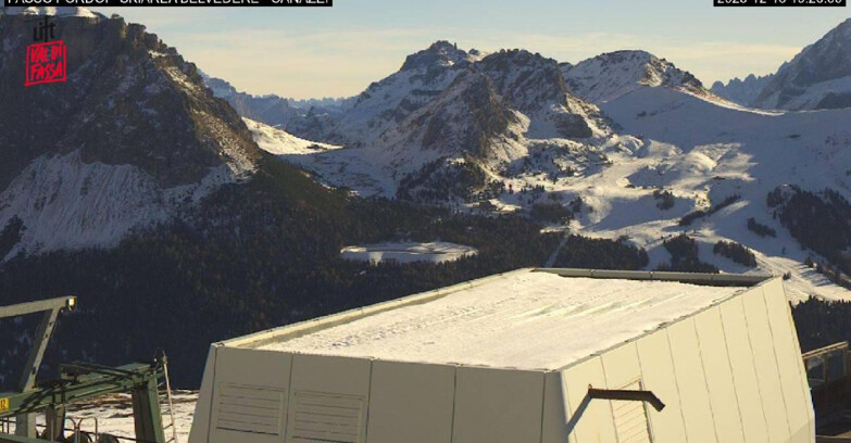 Webcam Campitello-Mazzin-Col Rodella  - Canazei - Belvedere - Skiarea Belvedere