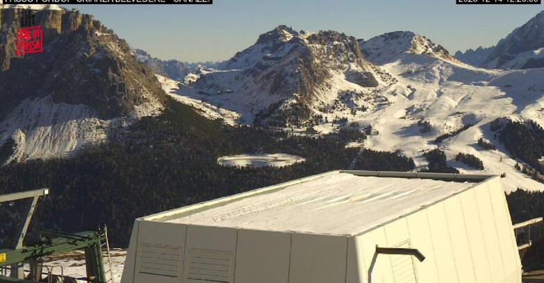 Webcam Campitello-Mazzin-Col Rodella  - Canazei - Belvedere - Skiarea Belvedere