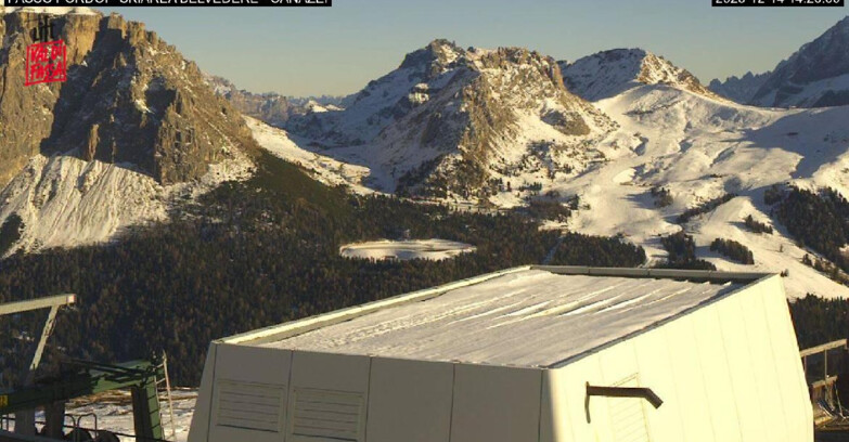 Webcam Campitello-Mazzin-Col Rodella  - Canazei - Belvedere - Skiarea Belvedere