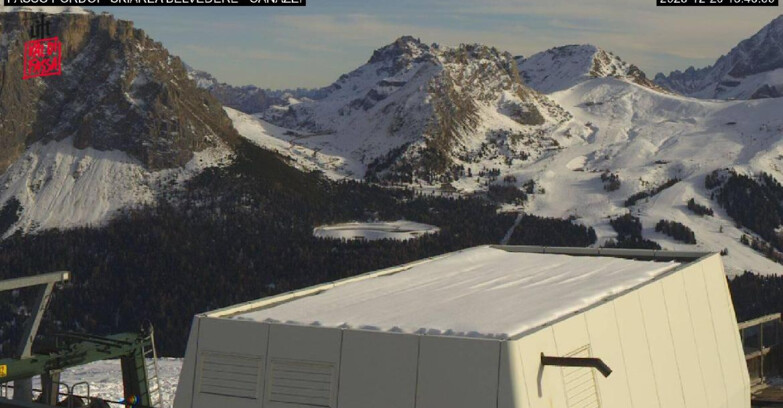 Webcam Campitello-Mazzin-Col Rodella  - Canazei - Belvedere - Skiarea Belvedere