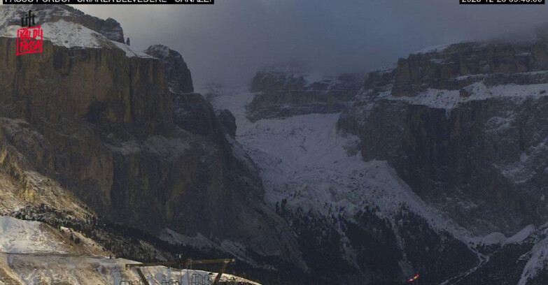 Webcam Campitello-Mazzin-Col Rodella  - Canazei - Belvedere - Skiarea Belvedere